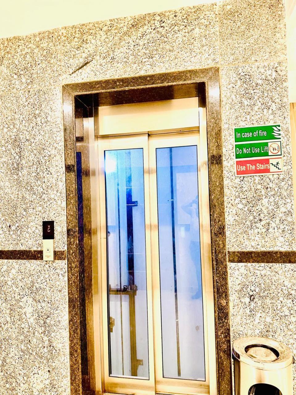 Hotel Sky International- Airport Zone Hyderabad Shamshabad Exterior foto